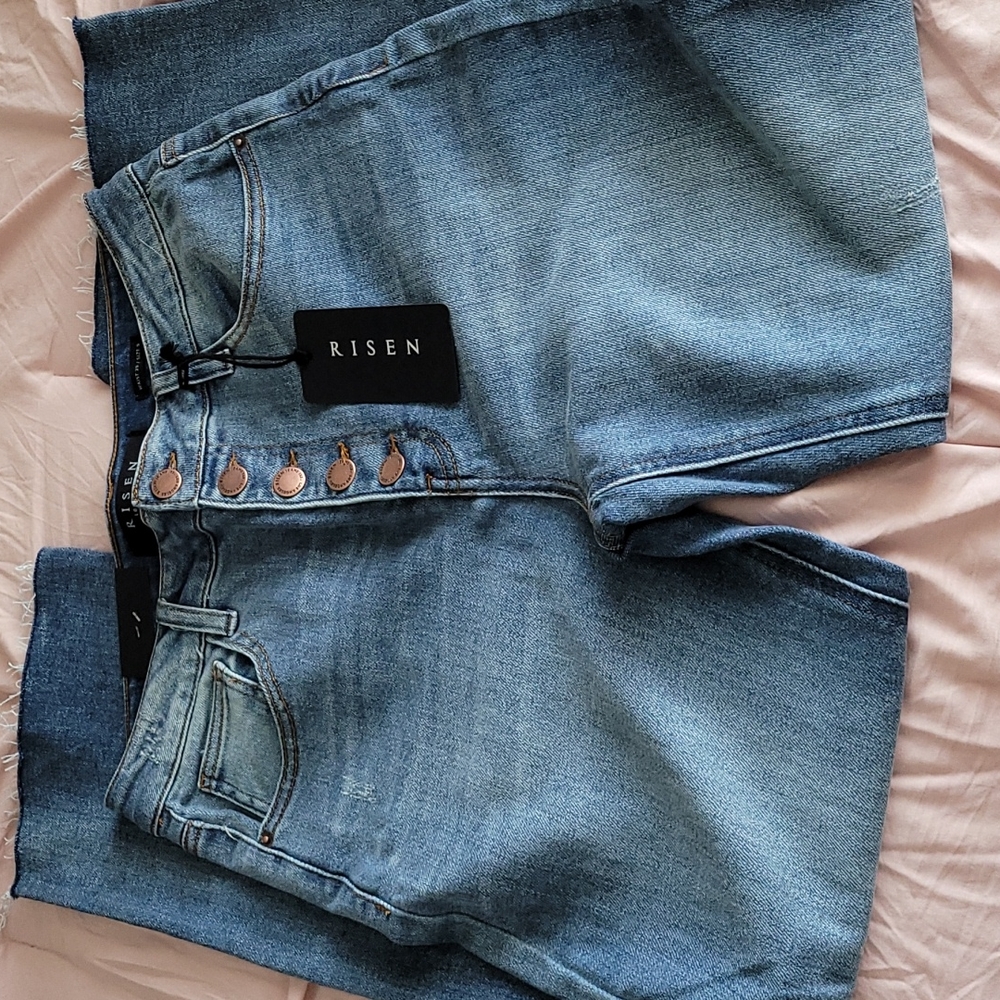 Risen Jeans
